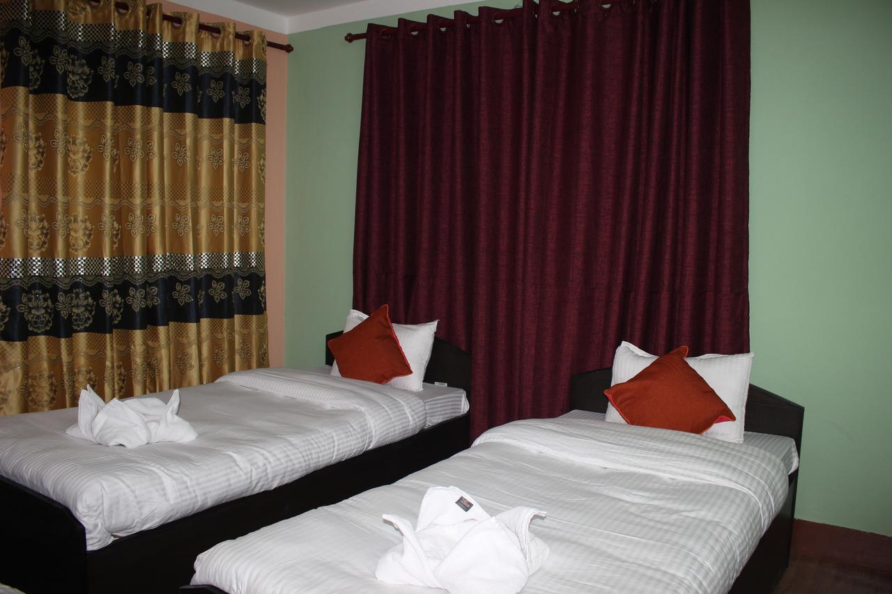 Travellers Dorm Bed & Breakfast Kathmandu Exterior foto