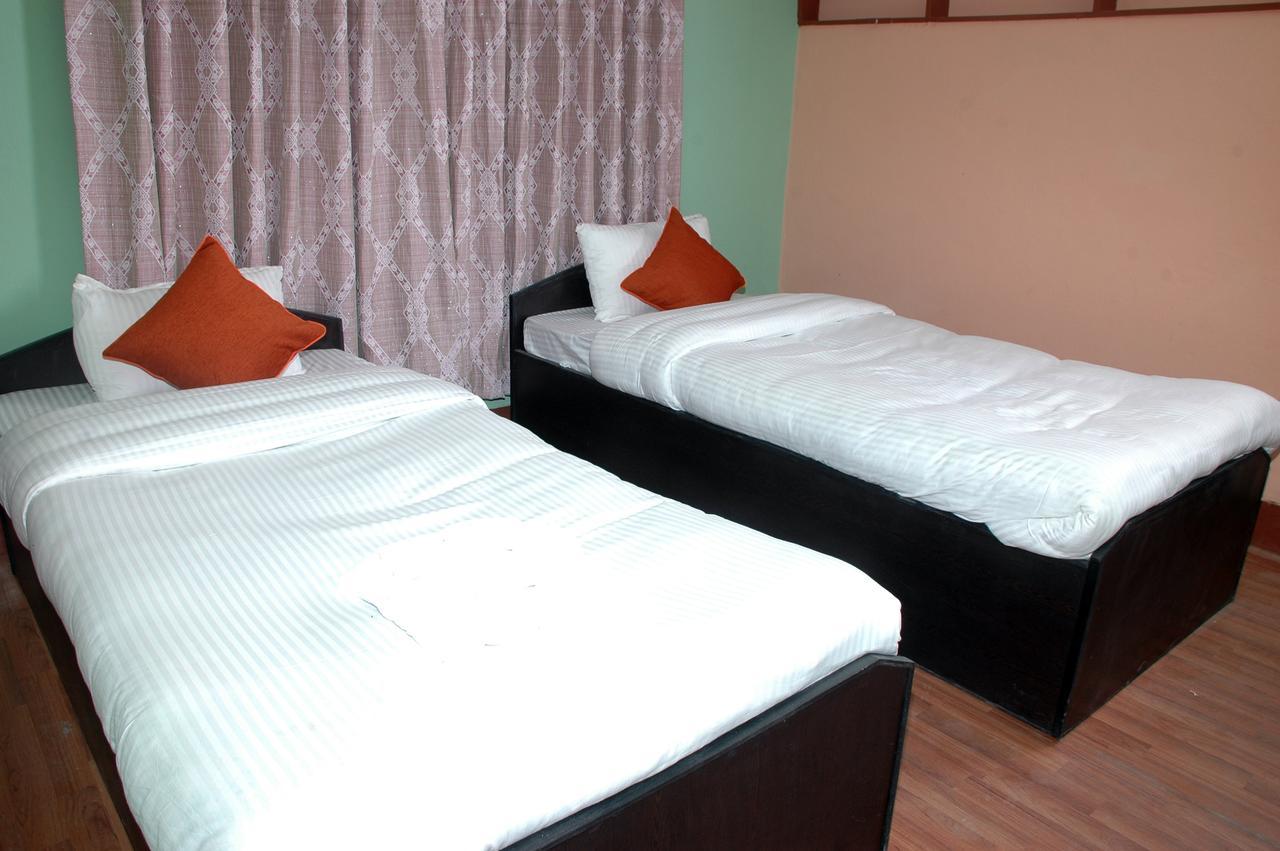 Travellers Dorm Bed & Breakfast Kathmandu Exterior foto